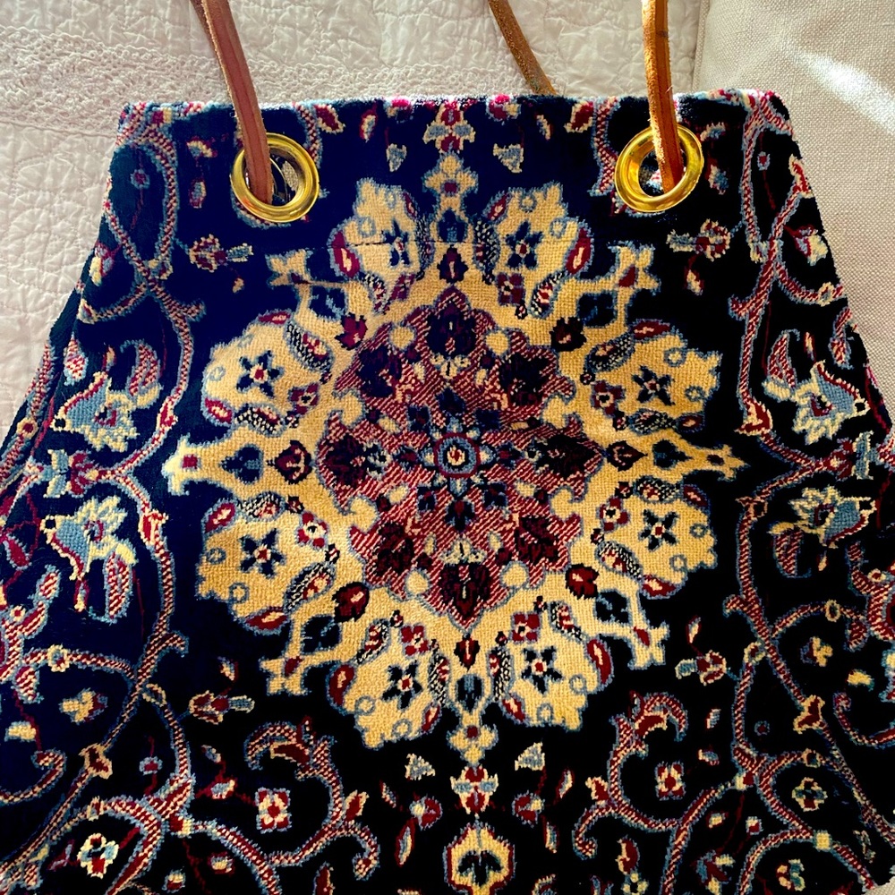 Clever Carriage Company carpet bag. New